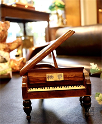 Hộp nhạc Sankyo đàn piano
